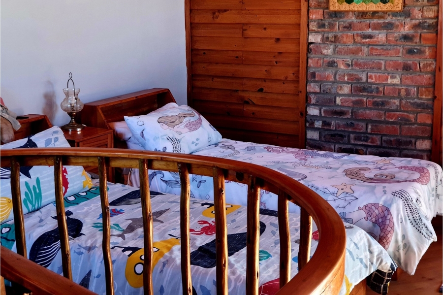 3 Bedroom Property for Sale in Boggomsbaai Western Cape